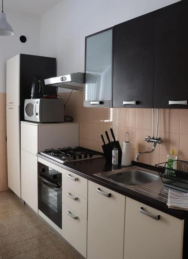 Apartman Simac Okrug Gornji Трогир Екстериор снимка