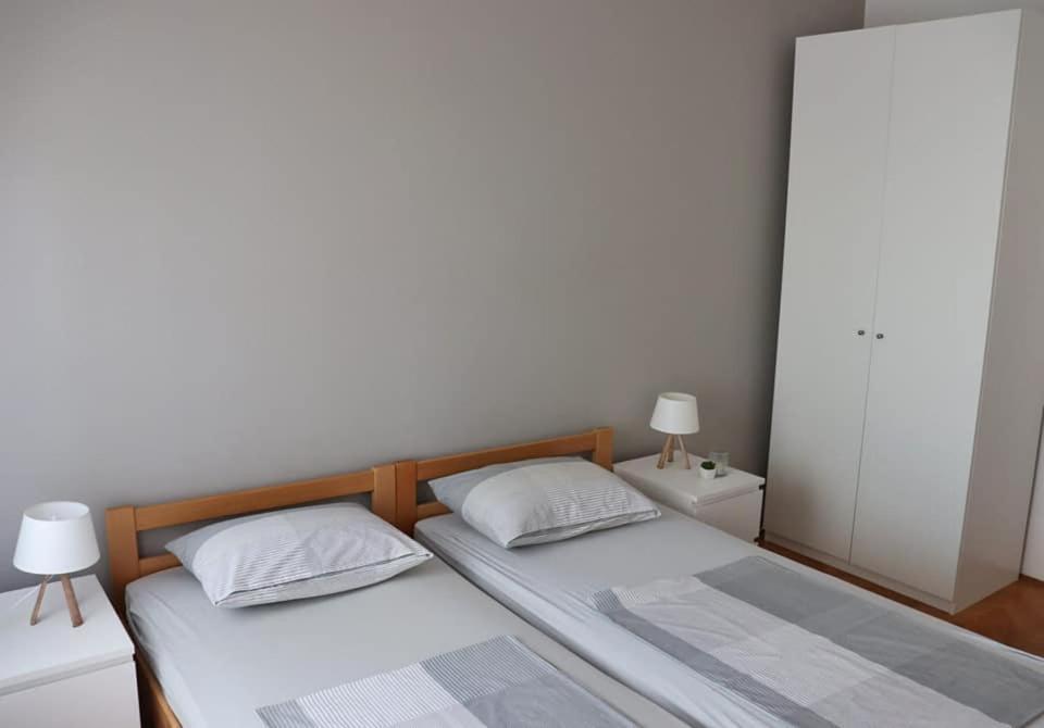 Apartman Simac Okrug Gornji Трогир Екстериор снимка
