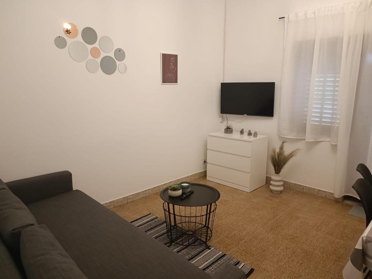 Apartman Simac Okrug Gornji Трогир Екстериор снимка