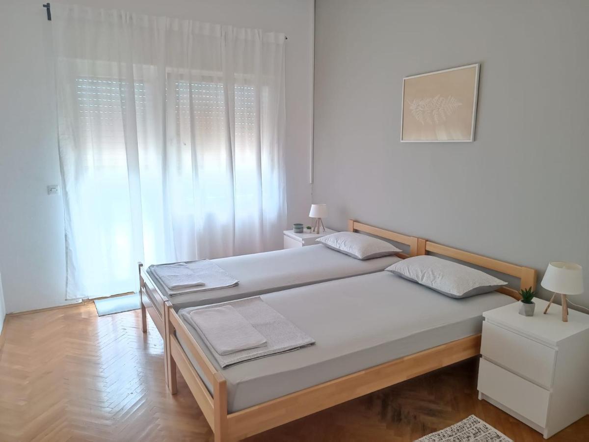 Apartman Simac Okrug Gornji Трогир Екстериор снимка